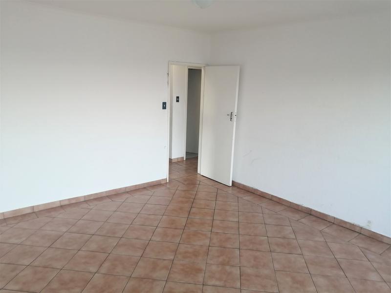 To Let 2 Bedroom Property for Rent in Kenilworth Western Cape